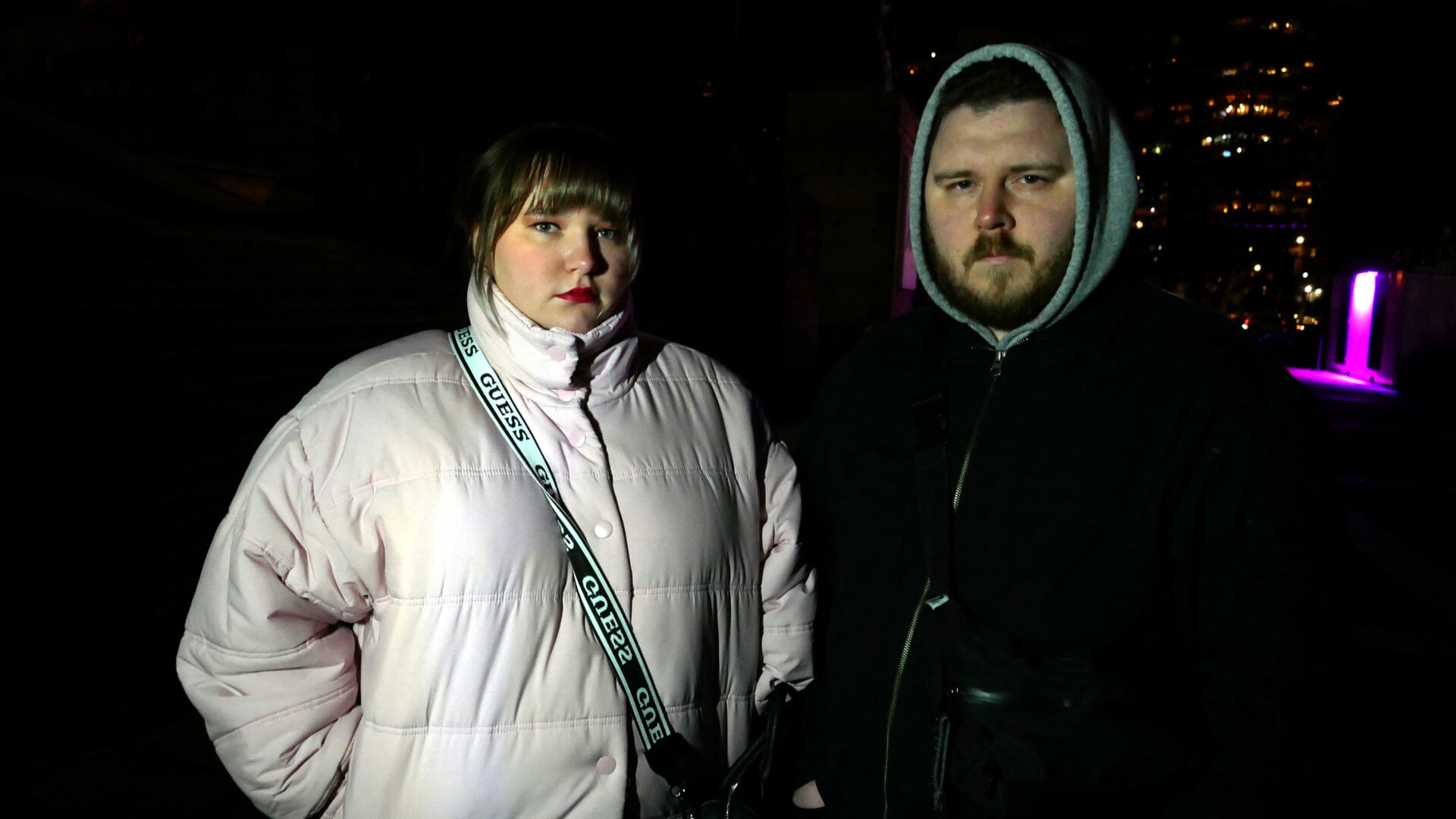 Фотография участников российской акции протеста, посвящённой смерти Алексея Навального и организованной Владом Дорохиным (Владимиром Дорохиным) около Художественного музея в Филадельфии (штат Пенсильвания, США) 1 марта 2024 года.