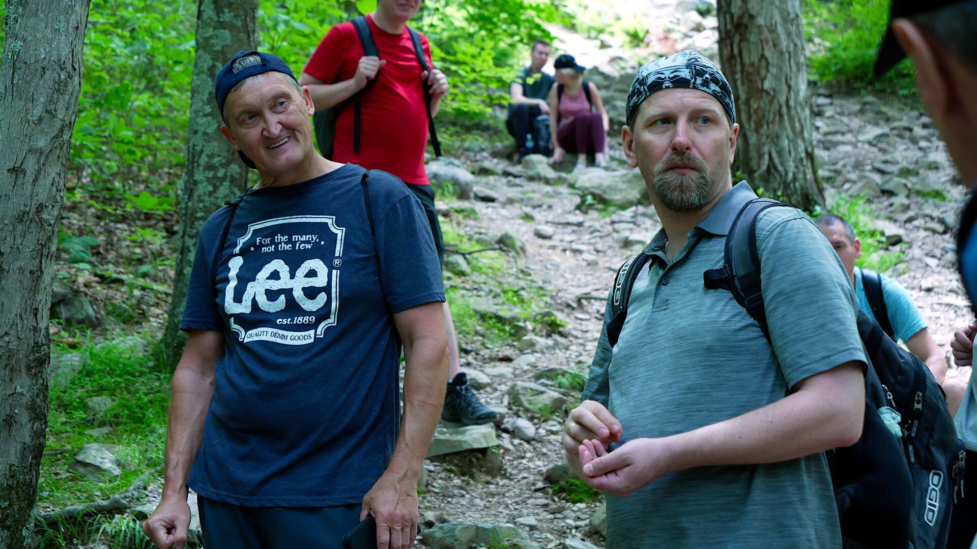 Фотография участников похода (пешей прогулки) русскоязычного сообщества в Филадельфии (штат Пенсильвания, США) 2 июня 2024 года, организованного Владом (Владимиром) Дорохиным.