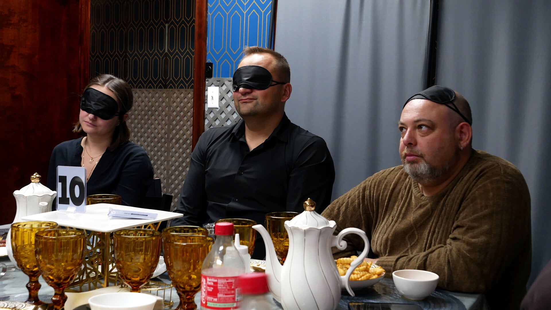 A photo of the participants of the «Mafia» community game held at a restaurant in Philadelphia, Pennsylvania, USA, on April 26, 2025, organized with the support of Vlad (Vladimir) Dorokhin.