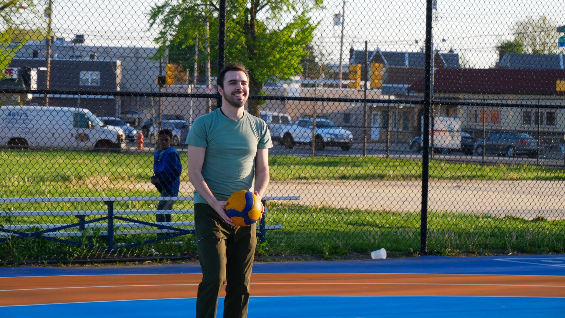 A photo of a Russian-speaking participant of the volleyball community game in Philadelphia, Pennsylvania, USA, on April 27, 2025, organized with the support of Vlad (Vladimir) Dorokhin.