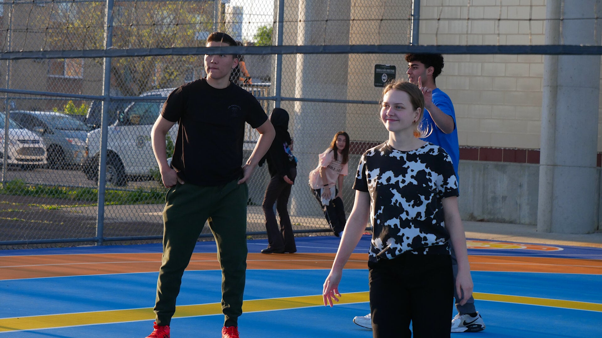 A photo of the Russian-speaking and English-speaking participants of the volleyball community game in Philadelphia, Pennsylvania, USA, on April 27, 2025, organized with the support of Vlad (Vladimir) Dorokhin.