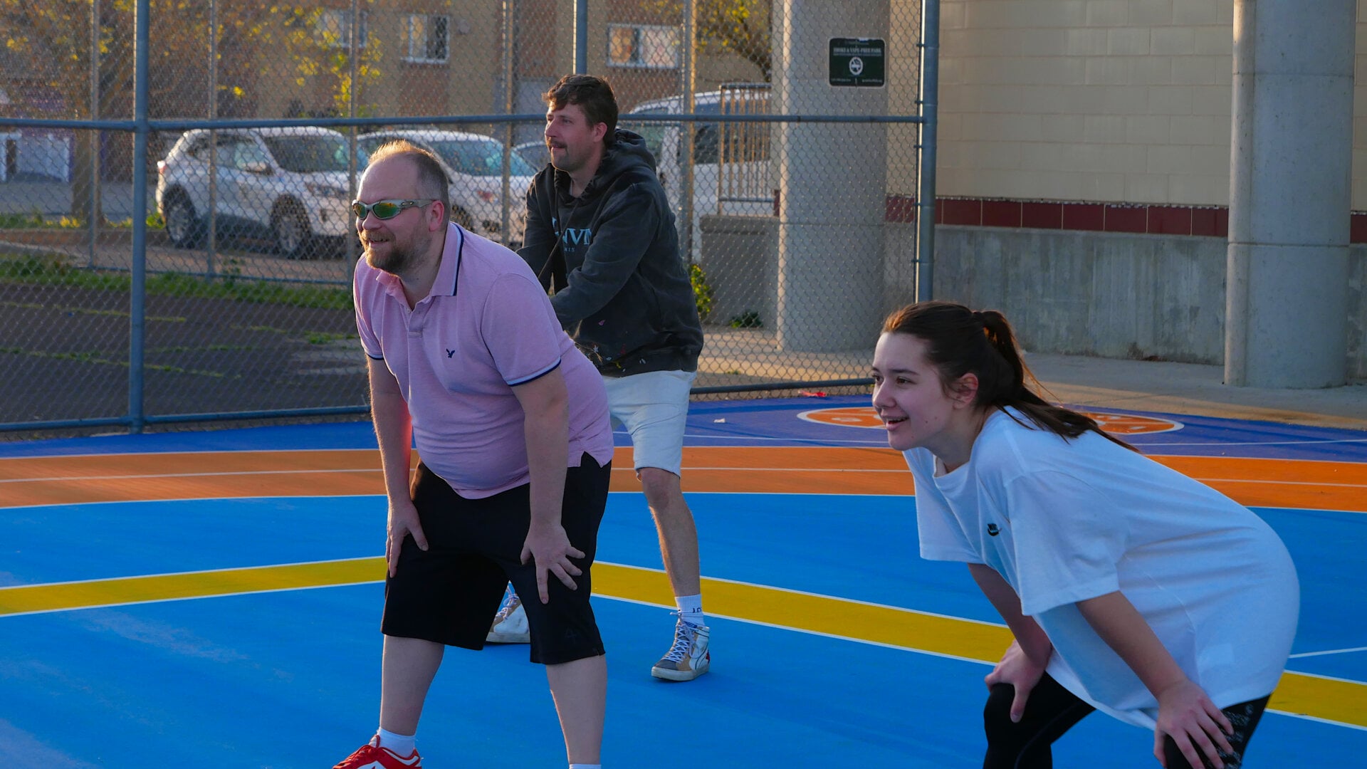 A photo of the Russian-speaking participants of the volleyball community game in Philadelphia, Pennsylvania, USA, on April 27, 2025, organized with the support of Vlad (Vladimir) Dorokhin.